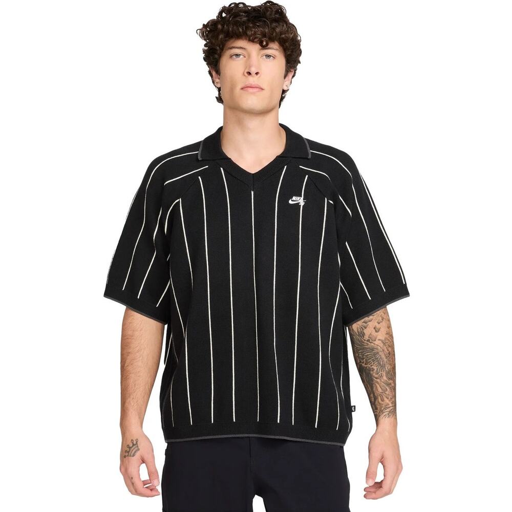 Nike SB Men's XS Black White Short-Sleeved Polo Skate Jumper Streetwear V4-10